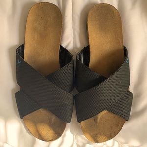 DrScholl’s Women’s Size 6 Sandals